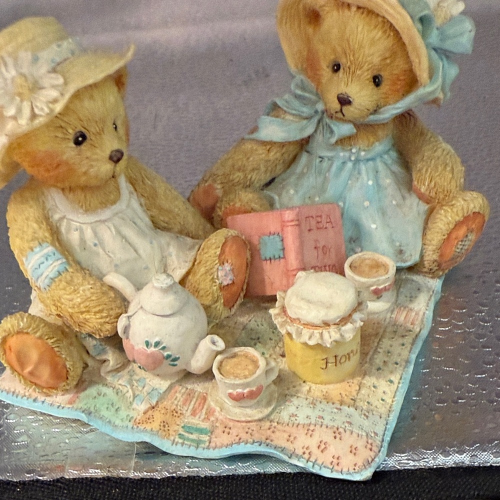 Cherished Teddies Freda and Tina adorable Tea Party - Picture 5 of 12